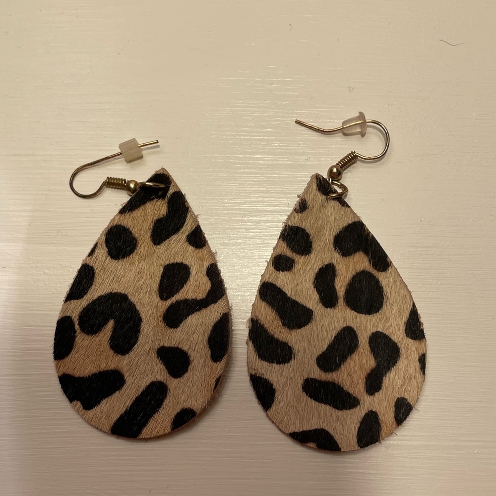 Leather leopard earrings
